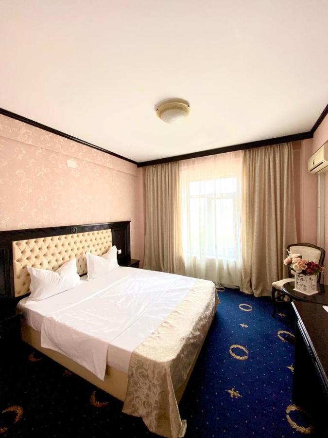 Hotel Premier Class Valea Lupului  Exterior foto
