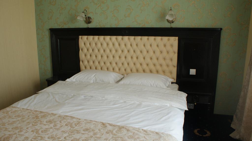 Hotel Premier Class Valea Lupului  Zimmer foto