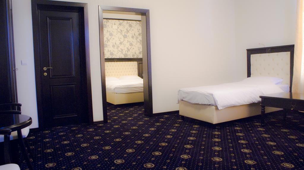 Hotel Premier Class Valea Lupului  Exterior foto